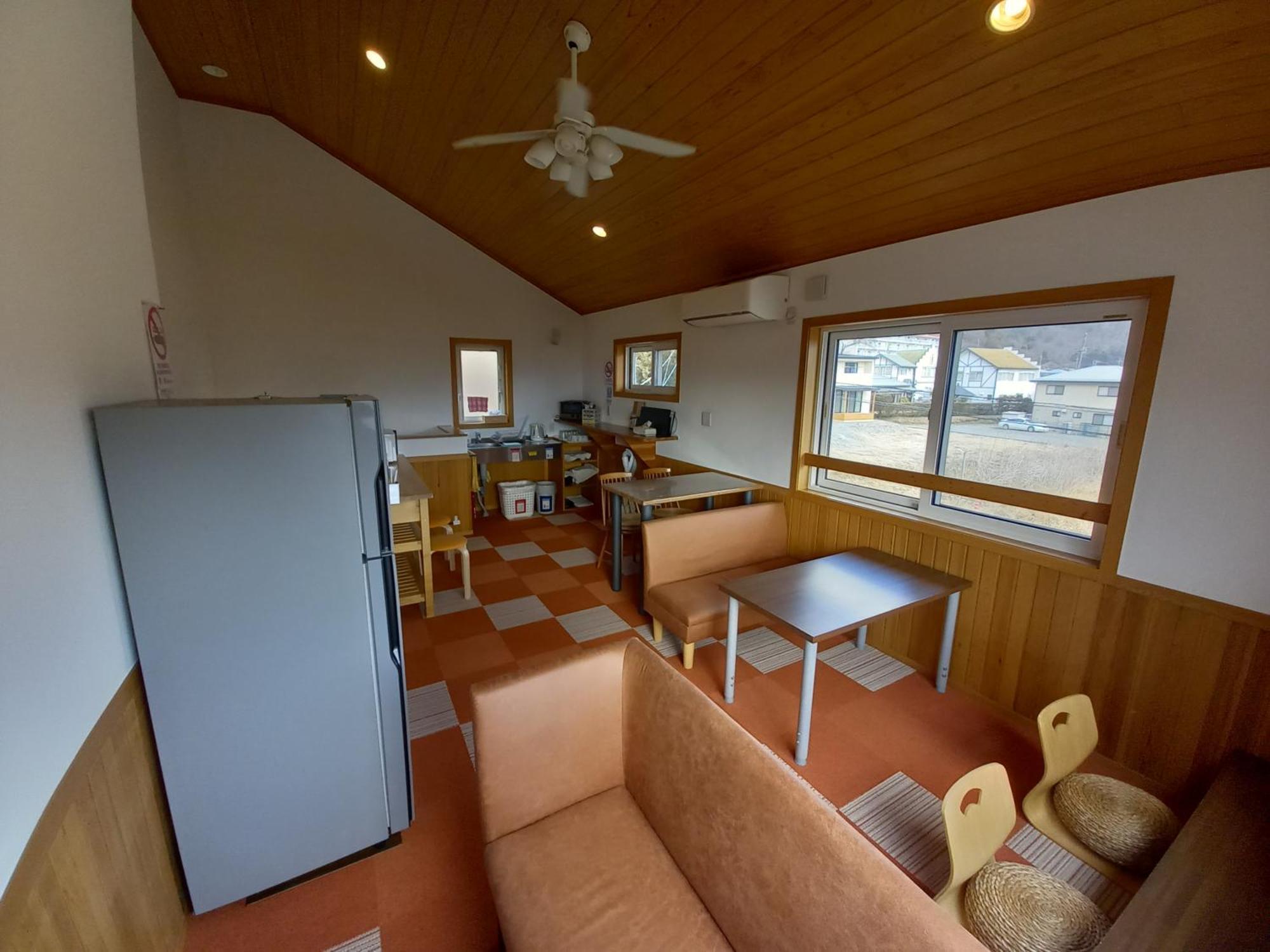 Orange Cabin Inn Far From Station Fujikawaguchiko Extérieur photo