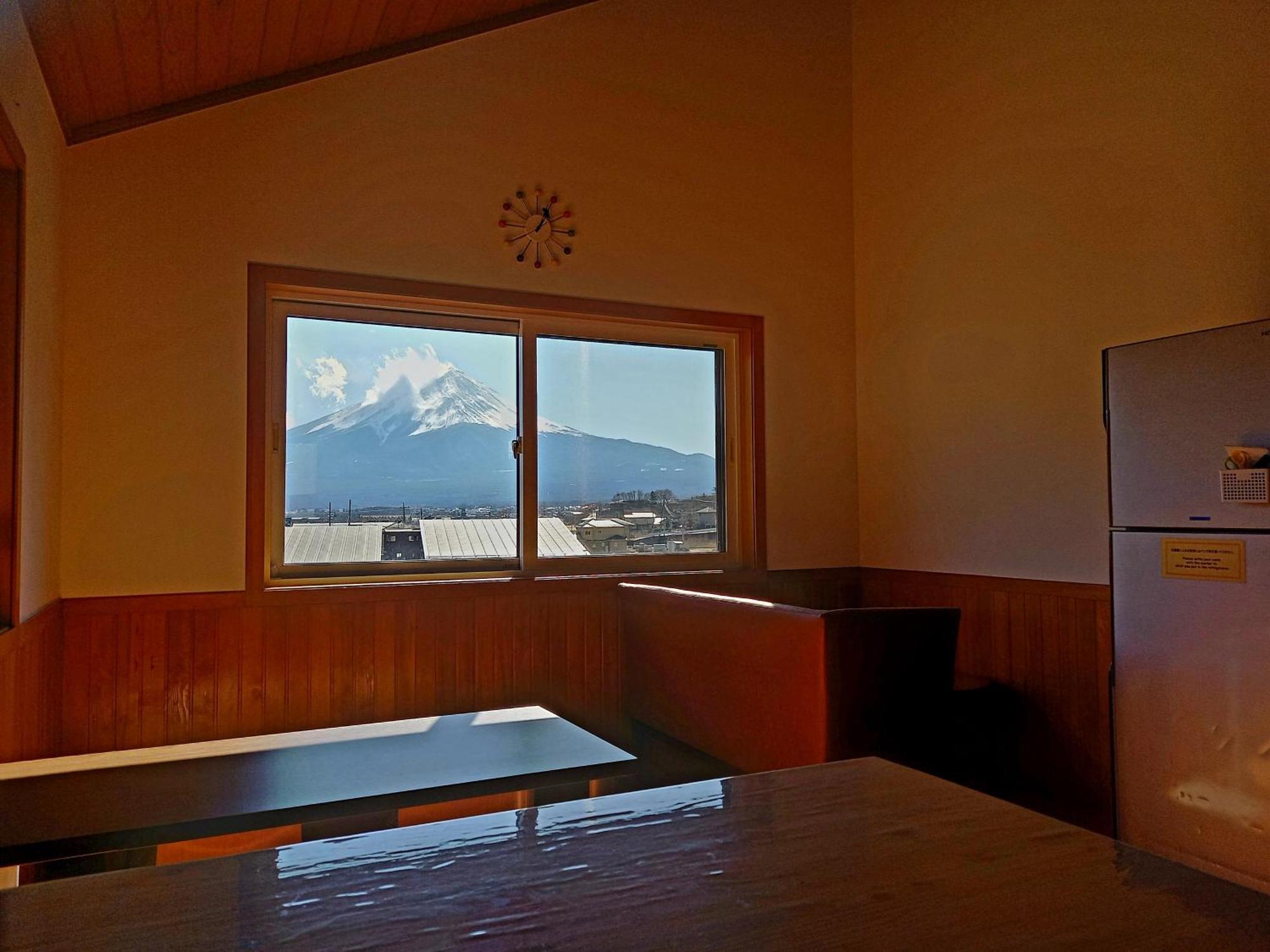 Orange Cabin Inn Far From Station Fujikawaguchiko Extérieur photo